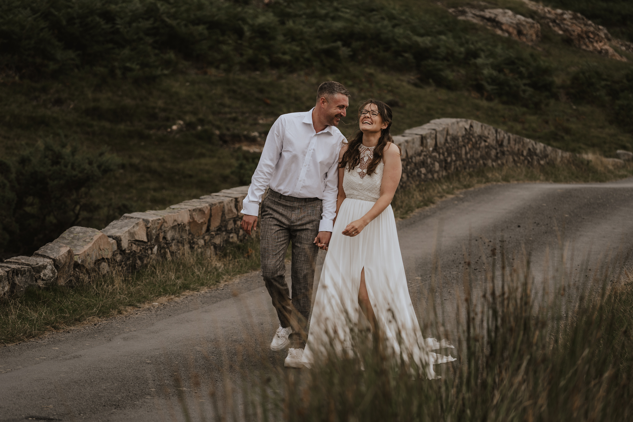 Elopement photography in the Lake District (Wastwater).