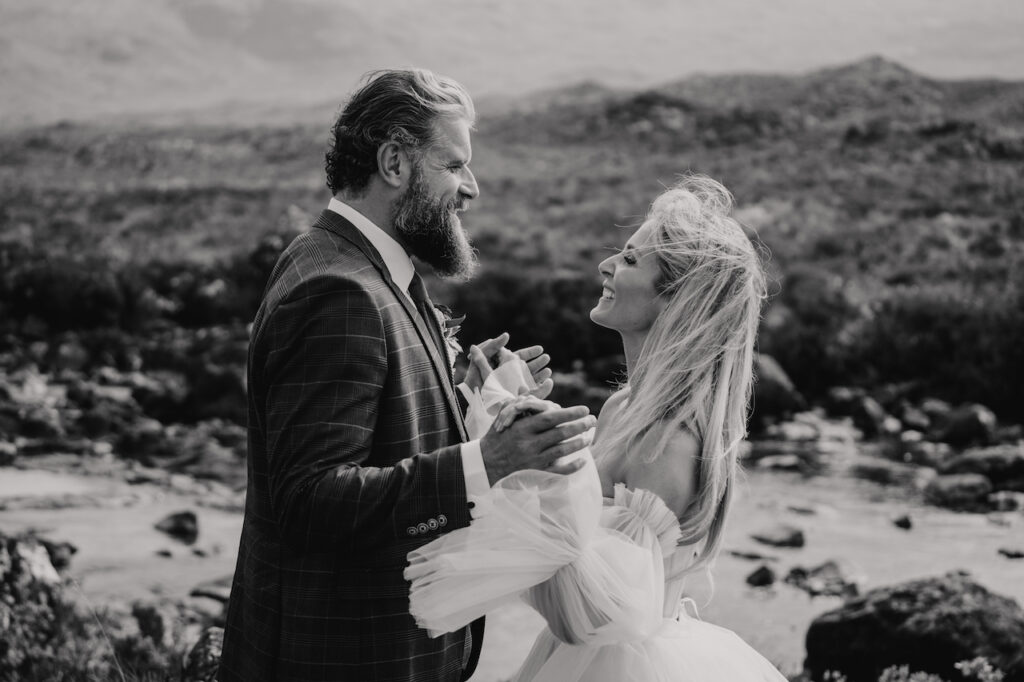 Intimate elopement moments whilst a couple elope on the Isle of Skye