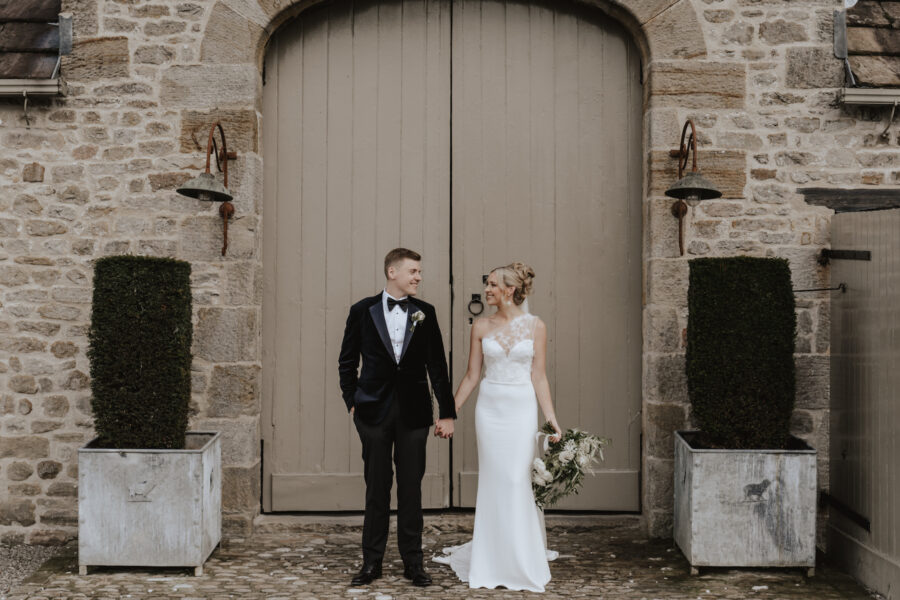 The Tithe Barn, Yorkshire Wedding Photographer – Leanne and Elliot