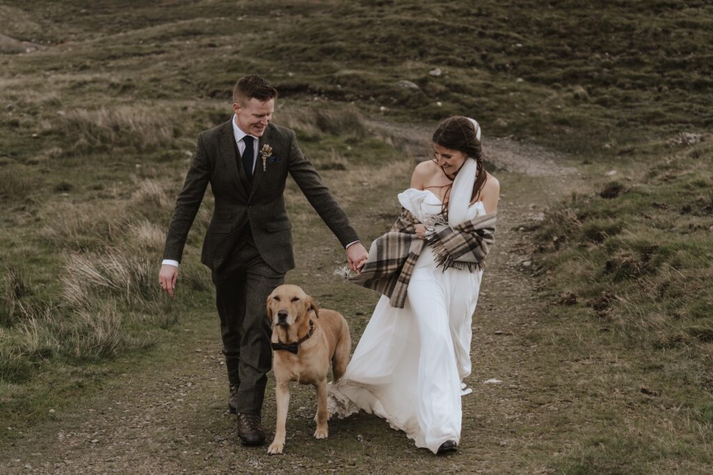 Scotland elopement capturing portraits of the couple exploring the Isle of Mull