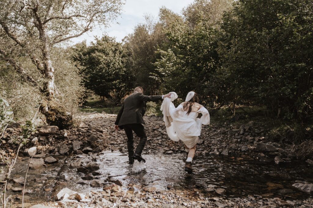 Isle of Mull elopement with the couple exploring Scotland