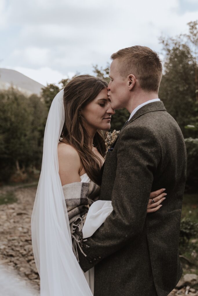 Couples portraits during a Scotland elopement