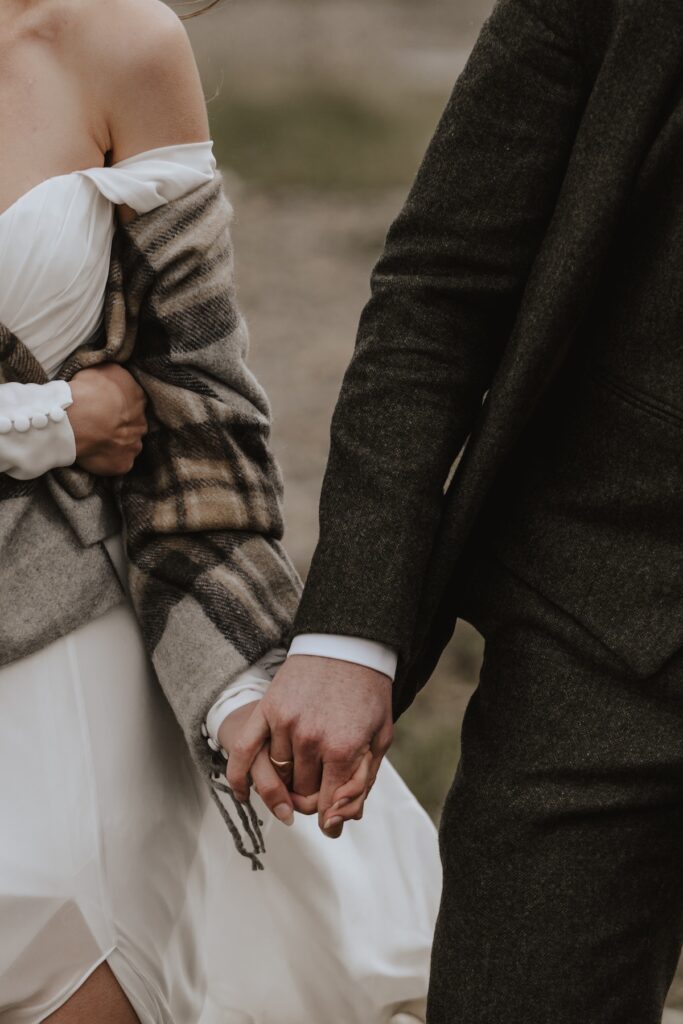 Small details during a Scotland elopement