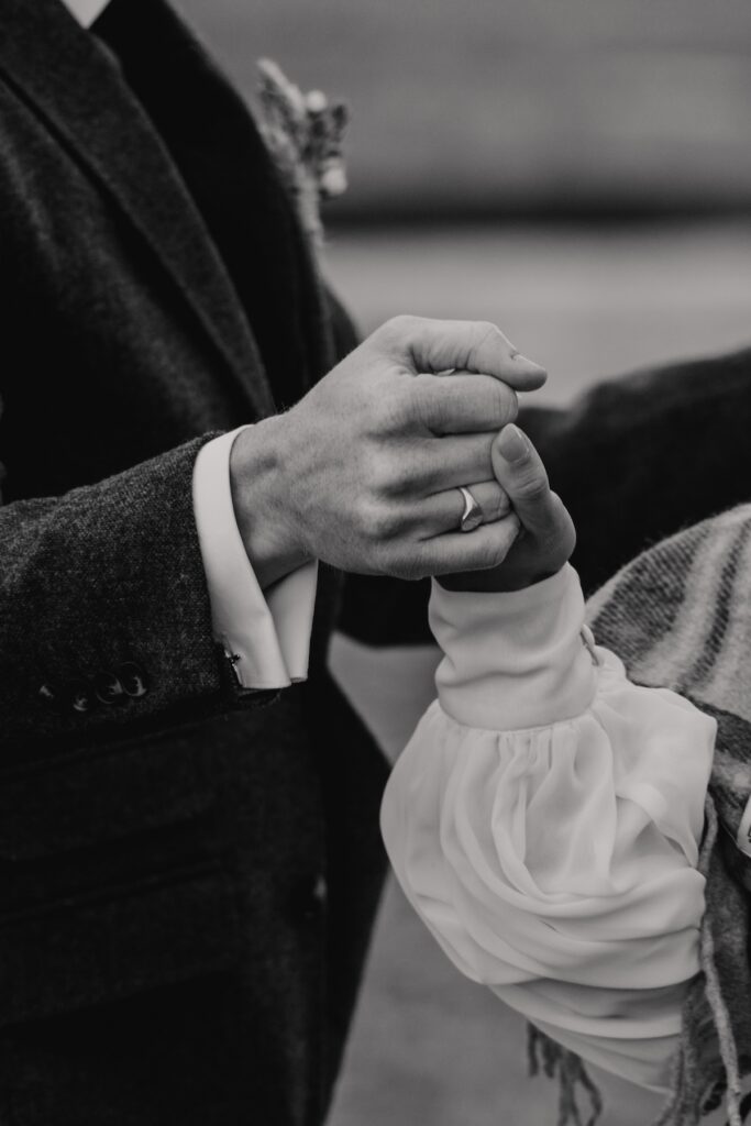 Small details during Scotland elopement