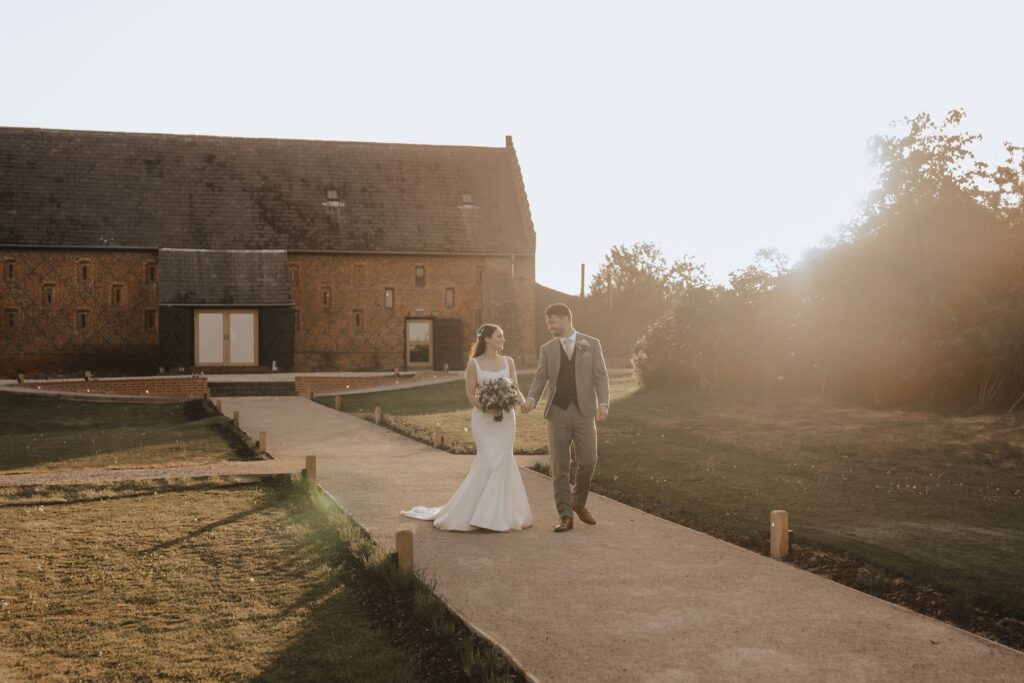 Suffolk countryside golden hour portraits of couple at Copdock Hall