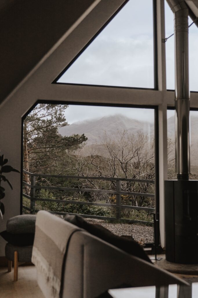 Cosy cabin overlooking the Black Cuillin mountains on the Isle of Skye